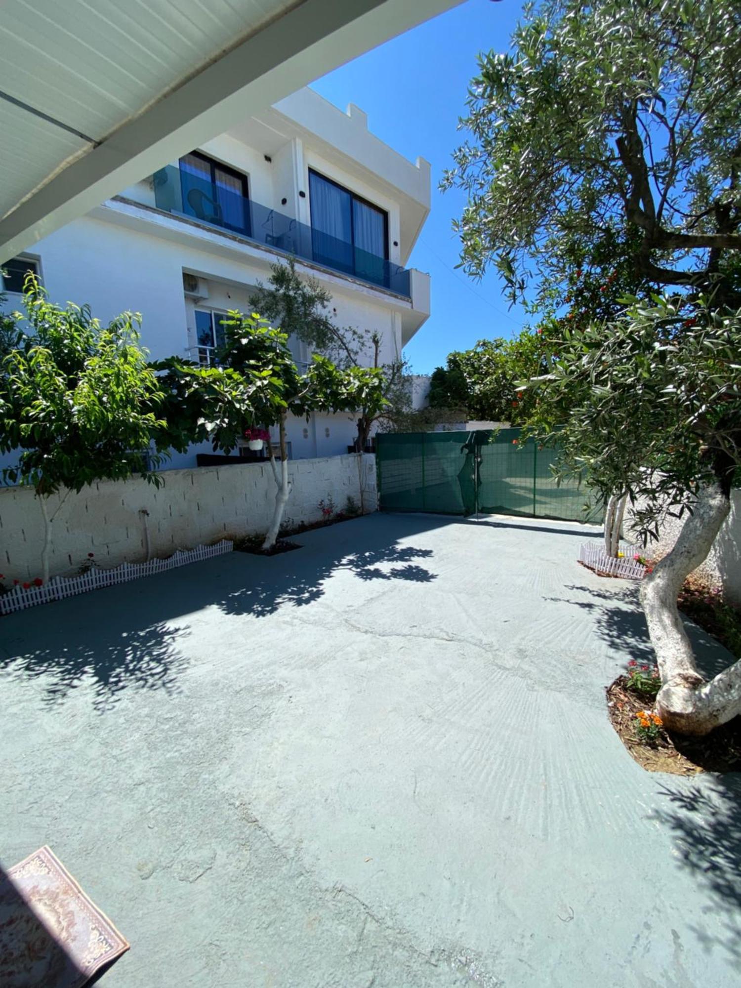 Guesthouse Xhuliano Ksamil Exterior photo
